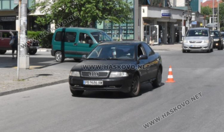 Възрастен шофьор блъсна жена на пешеходна пътека в Хасково