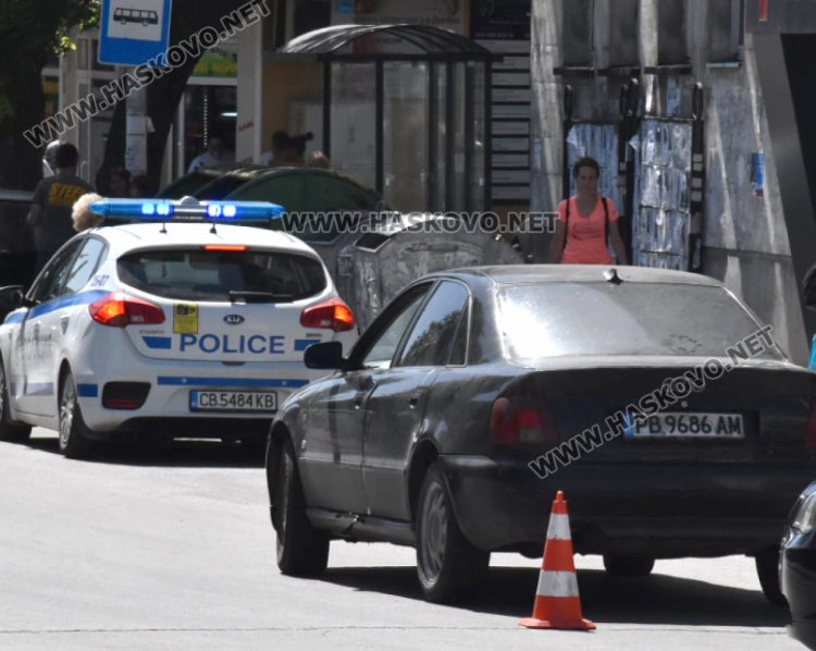 Възрастен шофьор блъсна жена на пешеходна пътека в Хасково