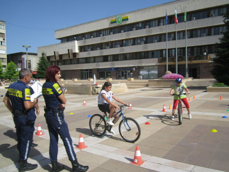 Първомайски отбор по приложно колоездене е призьор на кръг от Републиканското първенство