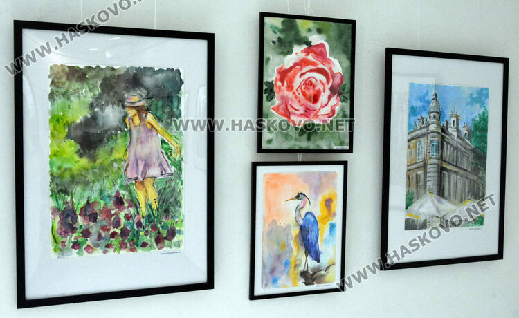 Изложба на децата от школа "Дъга" в галерия "Форум"