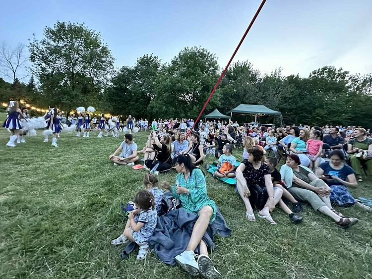 Студенти от НАТФИЗ откриха фестивала „Сцена на края на града“