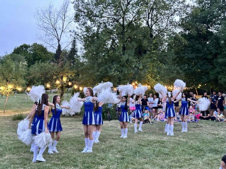 Студенти от НАТФИЗ откриха фестивала „Сцена на края на града“