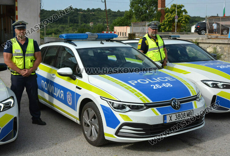 Ново попълнение в автопарка на „Пътна полиция“ в Хасково