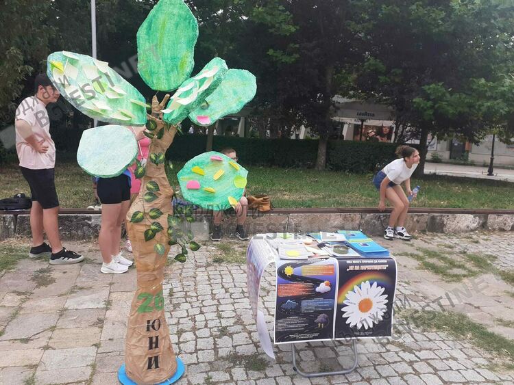 Ученици отправиха послания насочени към борбата с наркотичните вещества 