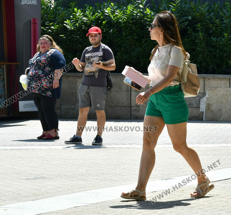 Предимно слънчево и топло в четвъртък
