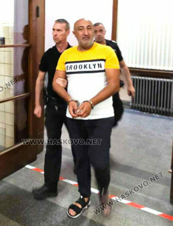 Задържаха мъж, издирван да излежи присъда за опит за убийство 