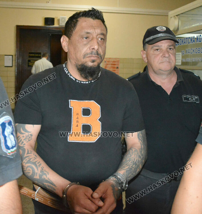 Искат 720 000 лева кръвнина от пастрок за убитото дете в Хасково и пребитата му майка