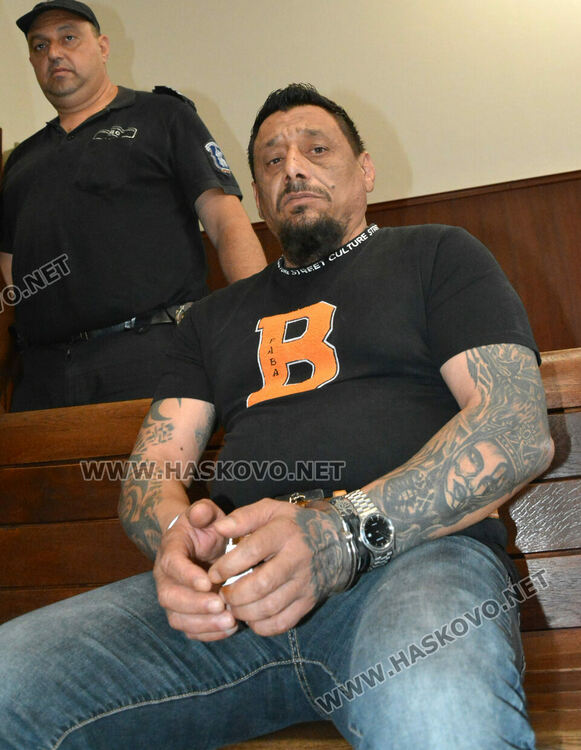 Искат 720 000 лева кръвнина от пастрок за убитото дете в Хасково и пребитата му майка