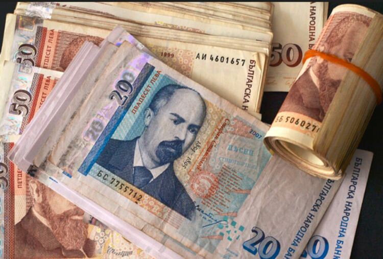 Хасковлийка хвърли 3500 лева на телефонен измамник