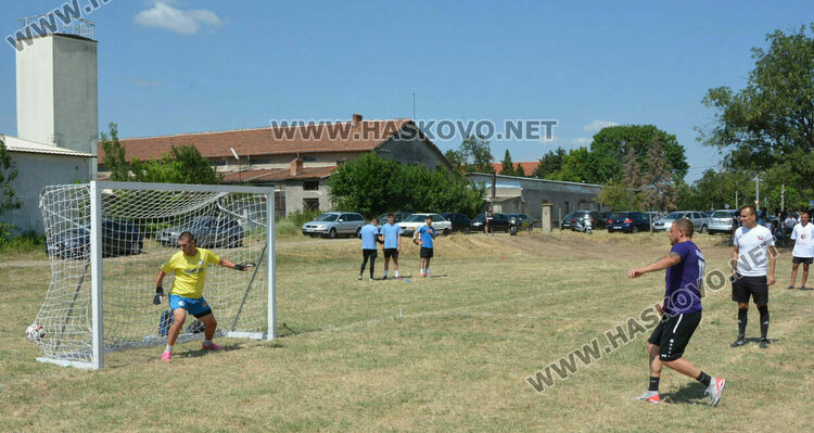 15 отбора участваха в благотворителен турнир в подкрепа на Никол