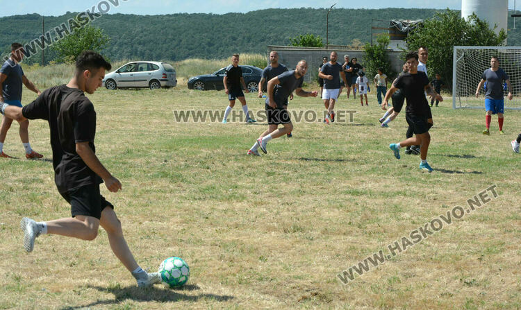 15 отбора участваха в благотворителен турнир в подкрепа на Никол