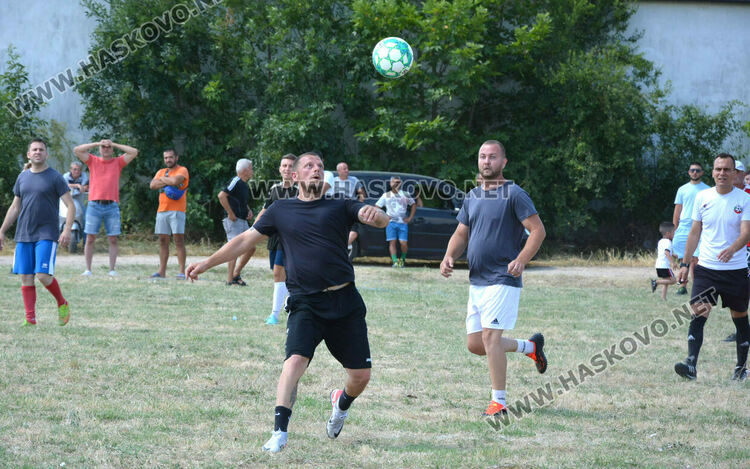 15 отбора участваха в благотворителен турнир в подкрепа на Никол