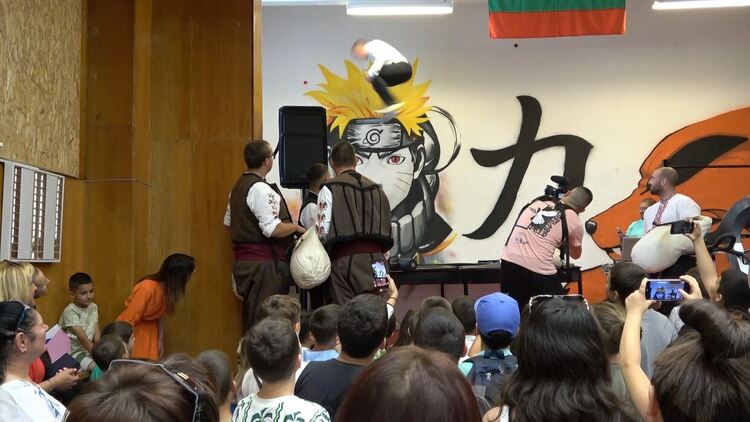 В родопското село Момчиловци откриха първата в България зала за трикинг