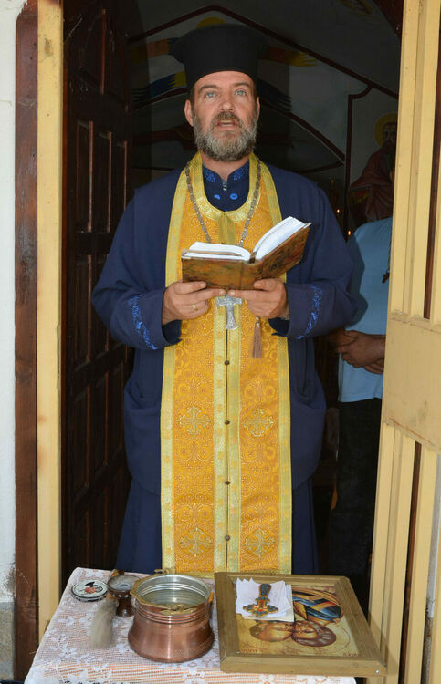 В Конуш почетоха Свети равноапостоли Петър и Павел