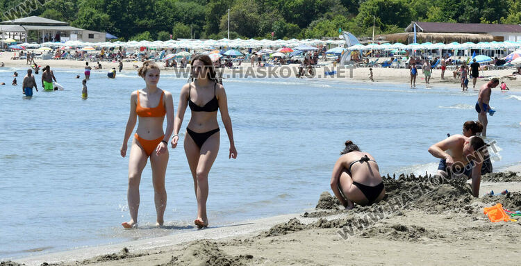 Млади и възрастни посрещнаха Джулай морнинг