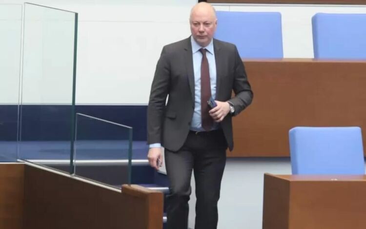 ГЕРБ издигна Росен Желязков за премиер