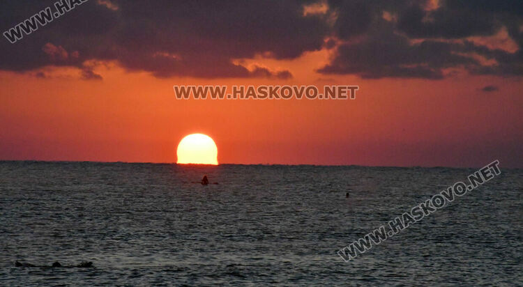 Млади и възрастни посрещнаха Джулай морнинг