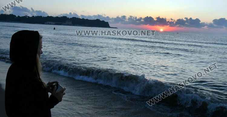 Млади и възрастни посрещнаха Джулай морнинг