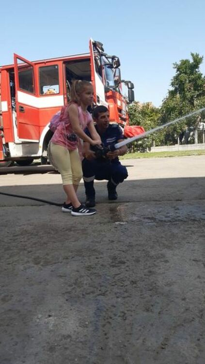 Децата в лятната занималня „Лято в действие“ се включиха активно в отбелязването на Деня за безопасност на движението