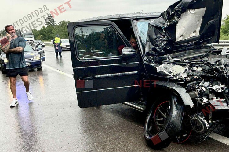 Румънец разби скъп мерцедес в камион между Димитровград и Хасково