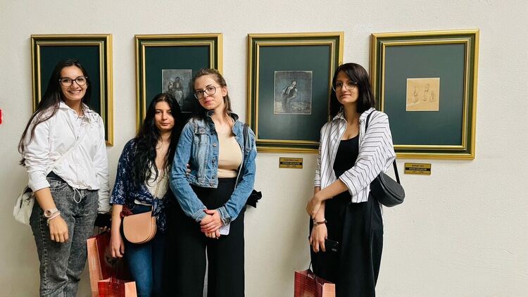 В РИМ "Стою Шишков" приключи лятната практика на студенти от специалност "Рекламен дизайн" при НХА 