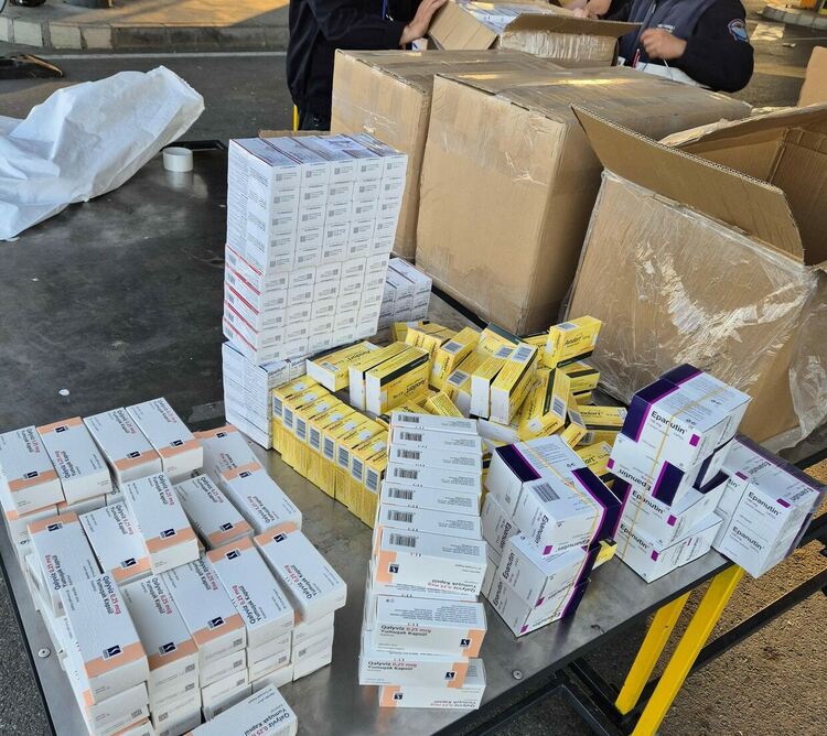 Снимки: Агенция „Митници“