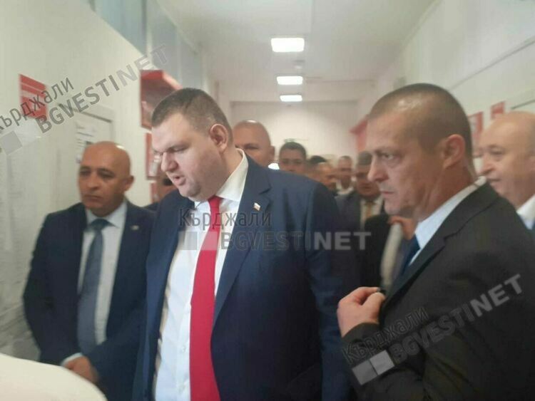 Делян Пеевски