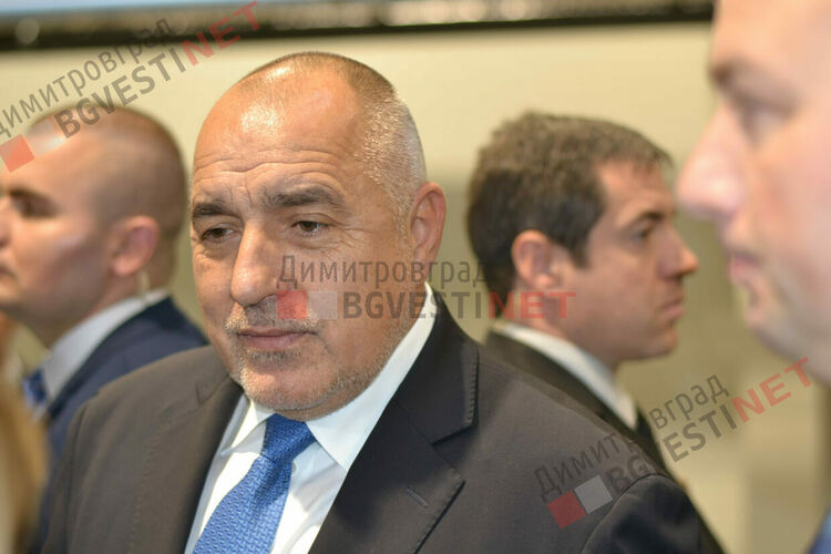 “Кешът за Украйна”: Борисов обяви, че е направен нов опит за инсинуация