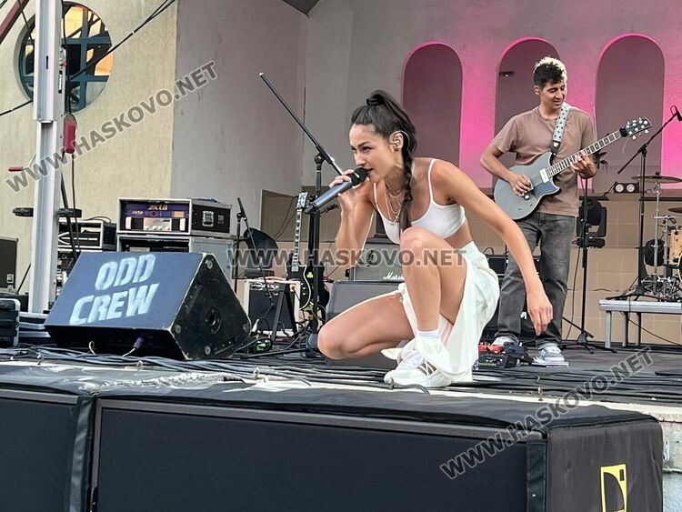 Керана и Космонавтите- гвоздеят на Хасково Рок Фест