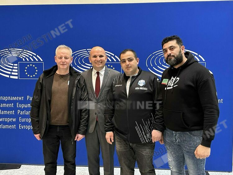 Тимът на „Арда”-Брюксел спечели футболен турнир в столицата на Обединена Европа