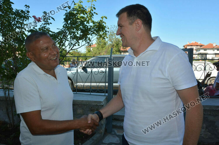 Църквата „Света Неделя”  отбеляза 100 години с ремонт и курбан