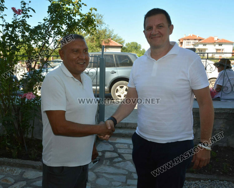 Църквата „Света Неделя”  отбеляза 100 години с ремонт и курбан