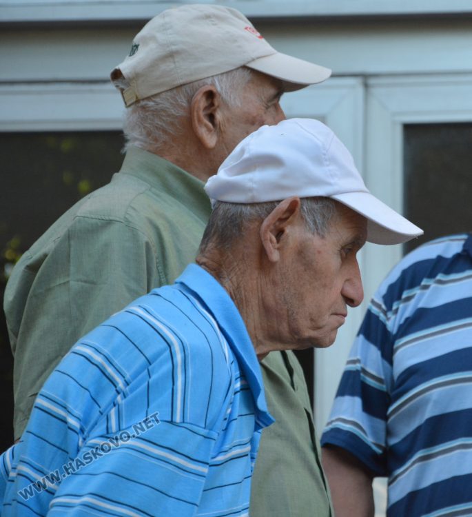 Изплащат актуализираните пенсии в пощите до 22 юли