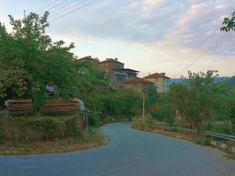 Жителите на село Брезе готвят протест в неделя в Девин