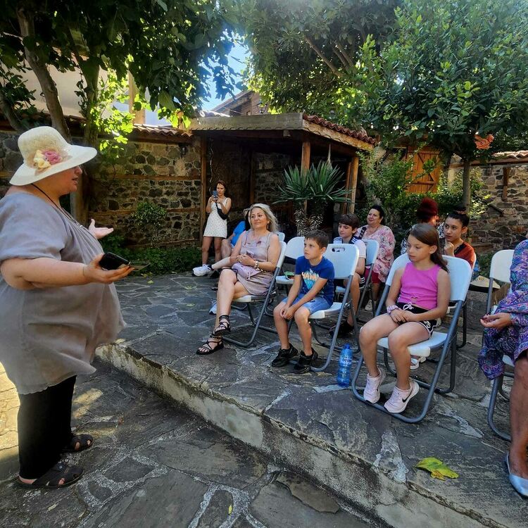 Божидара Ангелова участва в поетичен пленер на фестивал в Созопол