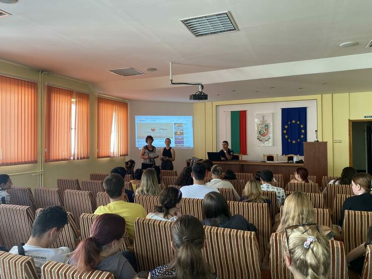 Международна кръгла маса за превенция на домашното насилие се състоя в ОДМВР-Смолян