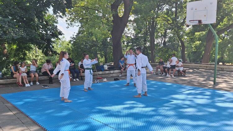  Лятна академия за спорт и превенция „Ваканция на село“