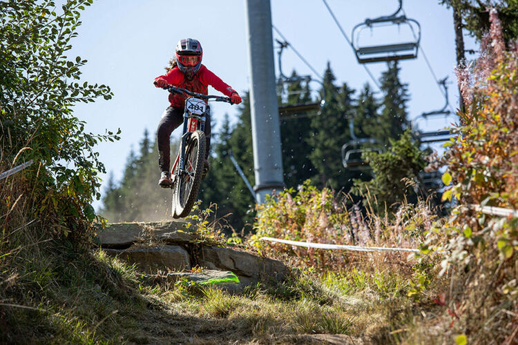 Чепеларе приема Държавното първенство по спускане в планинското колоездене през уикенда