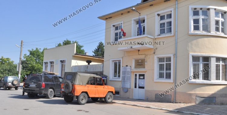 Ситуацията с пожарите в Хасковска област остава критична 