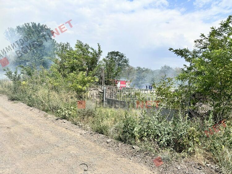 Пожар в Димитровград, навлиза в индустриална зона - обновява се