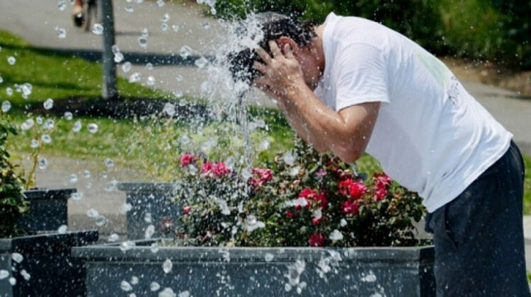 Опасно горещо време и във вторник