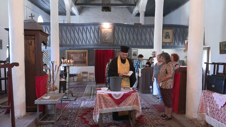 В Мандра почетоха Света Марина