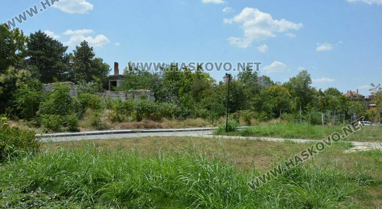 Искат да строят нова частна поликлиника за 10 млн. лв. в Хасково