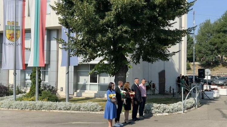 В Община Радомир тържествено бе отбелязана 187-та годишнина от рождението на Васил Левски