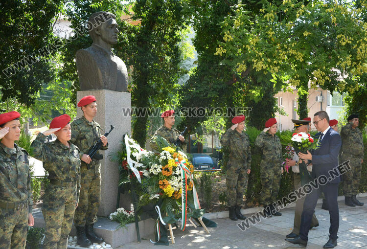 Хасково чества 187 г. от рождението на Васил Левски