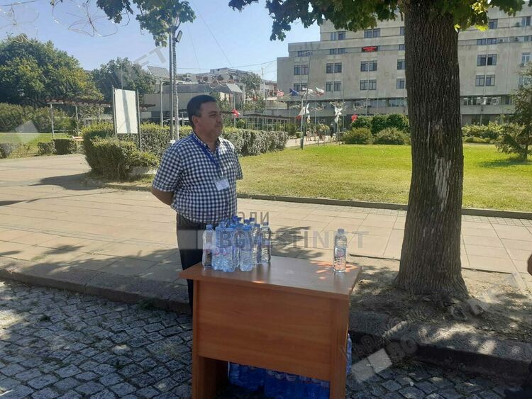 Община Кърджали раздава безплатно минерална вода на жителите и гостите на града