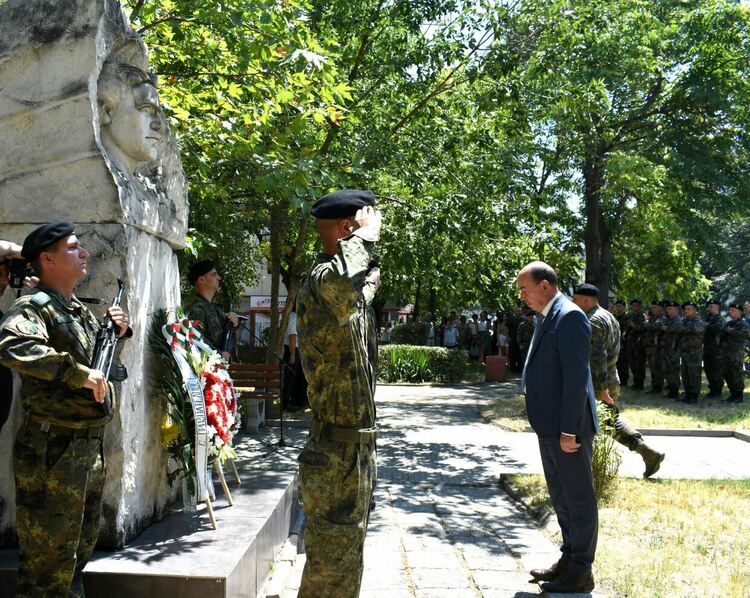 Асеновград отбеляза 187 години от рождението на Левски 