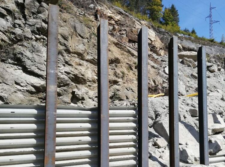 До 26 август се подават оферти за строителен надзор при укрепване на свлачището край Тикале