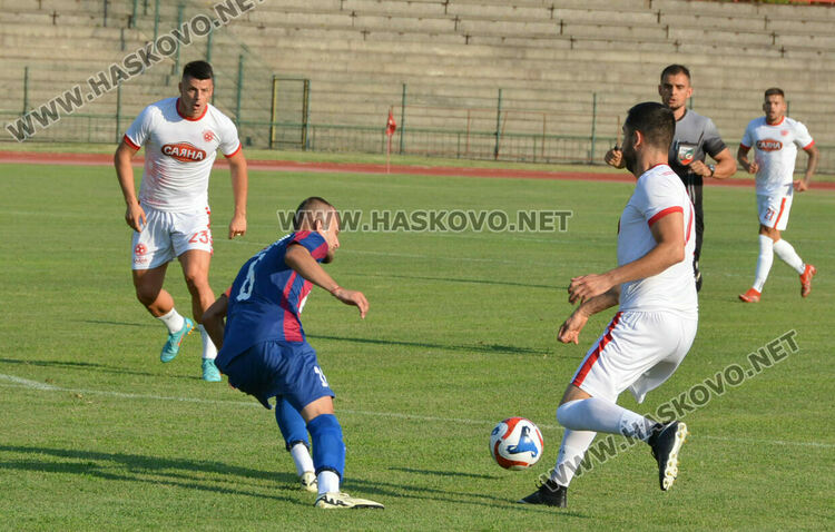„Саяна Хасково“ победи и „Асеновец“ в контрола