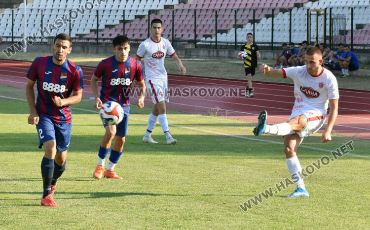 „Саяна Хасково“ победи и „Асеновец“ в контрола